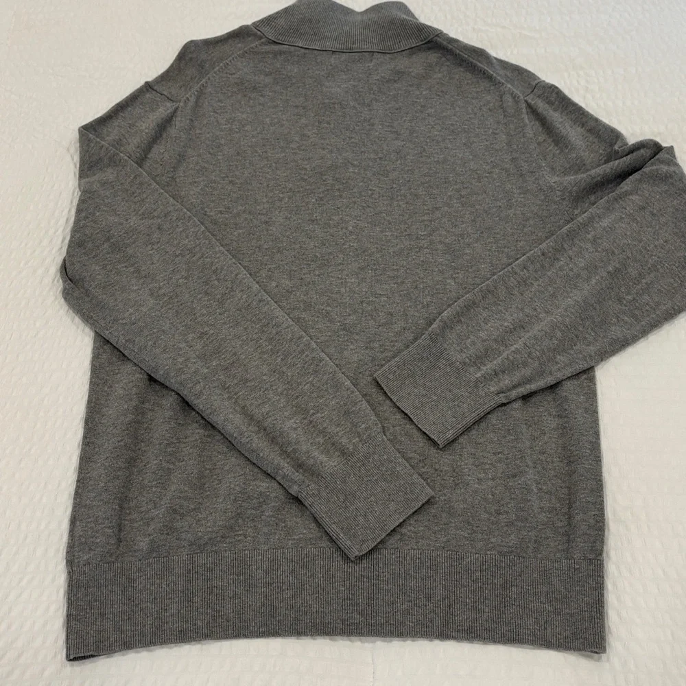 Banana Republic Gray Zip-Up Sweater with Black Accents men’s size medium‎